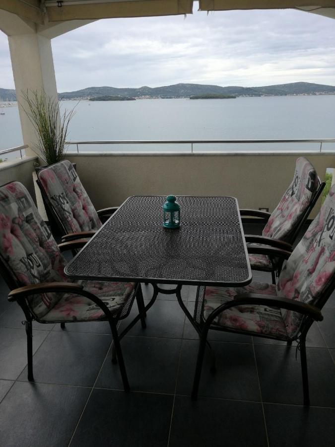 Maria'S Apartment Биоград на Мору Екстериор снимка